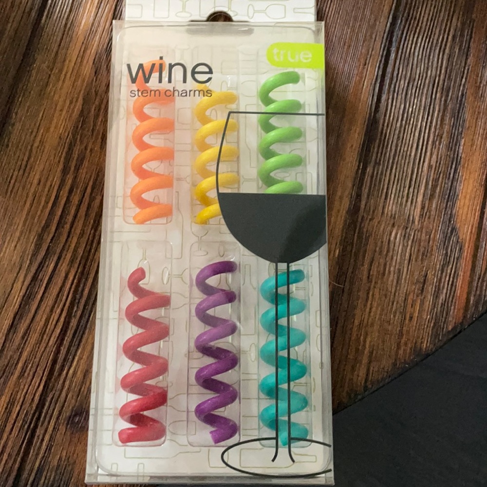 NIB wine stem charms/grips